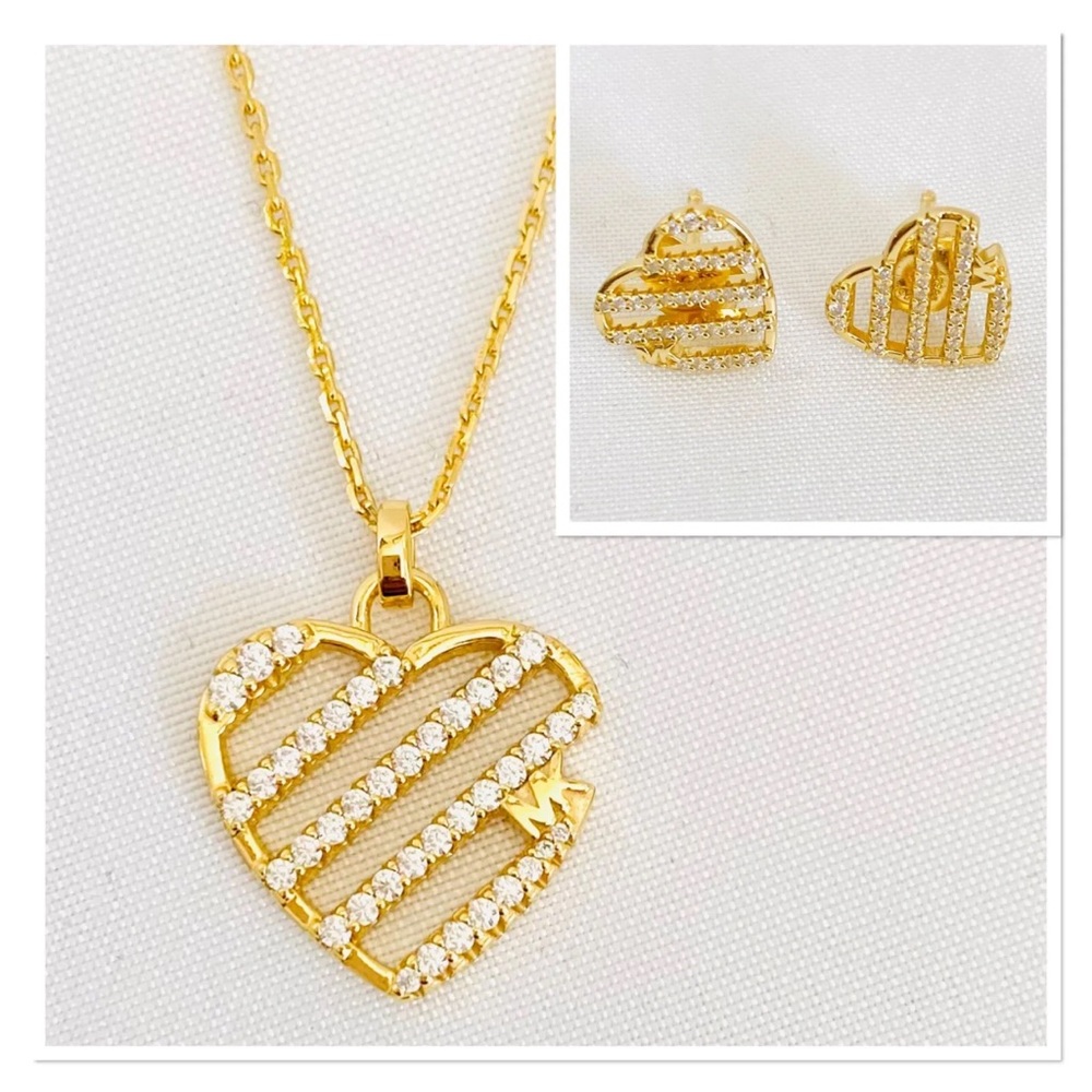 Michael Kors Sterling Silver Open Heart Stud Earrings 14k gold plated - Picture 5 of 11